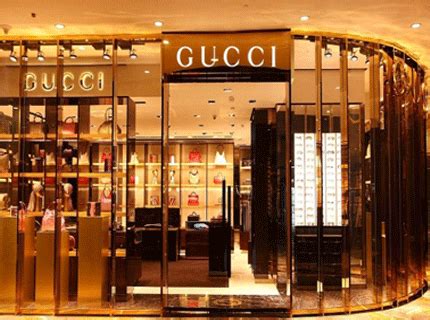 Gucci store in delhi